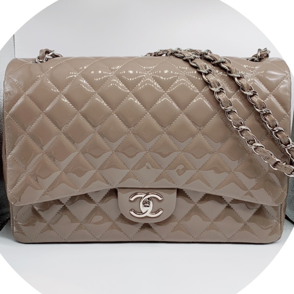 ❌SOLD❌Chanel maxi 2.55 double flap patent leather